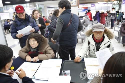 노인 5명 중 1명은 사회활동 안한다 고립 위험 파악해야2.jpg 노인 5명 중 1명은 사회활동 안한다 고립 위험 파악해야2.jpg