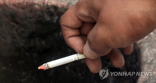 담배 피우면 생체 나이 빨라진다.jpg